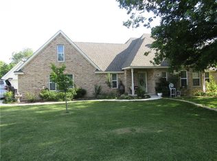 405 Killough St, Newark, TX 76071