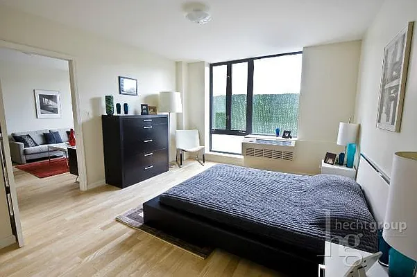 Rented by Oxford Property Group | media 1