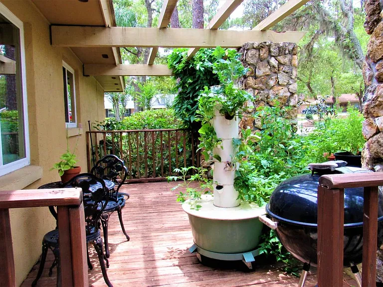 Deck outside of kitchen