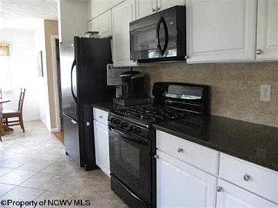 4th image of 1372 Bennett Dr