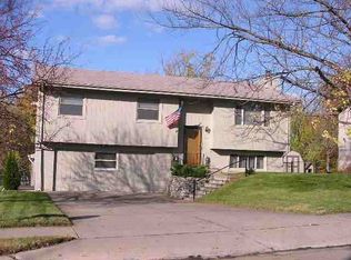 8822 Granville Pkwy, La Vista, NE 68128