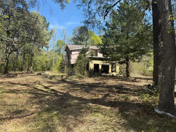 5 County Road 3708, Splendora, TX 77372