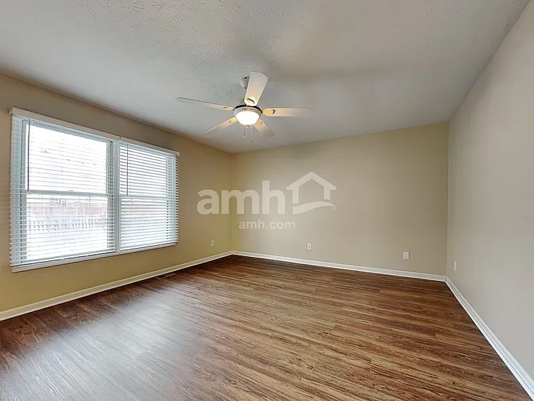 1030 Justin Ridge Way — Photo 9
