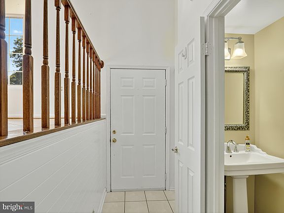 2nd image of 5702 Mason Bluff Dr