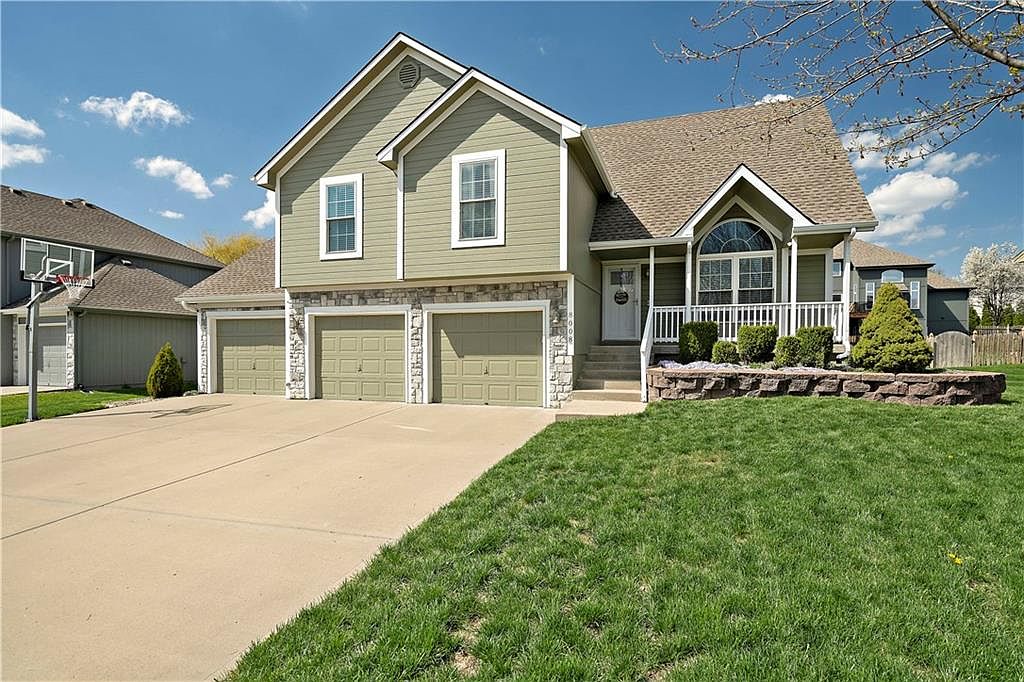 8008 NE 112th St, Kansas City, MO 64157 Zillow