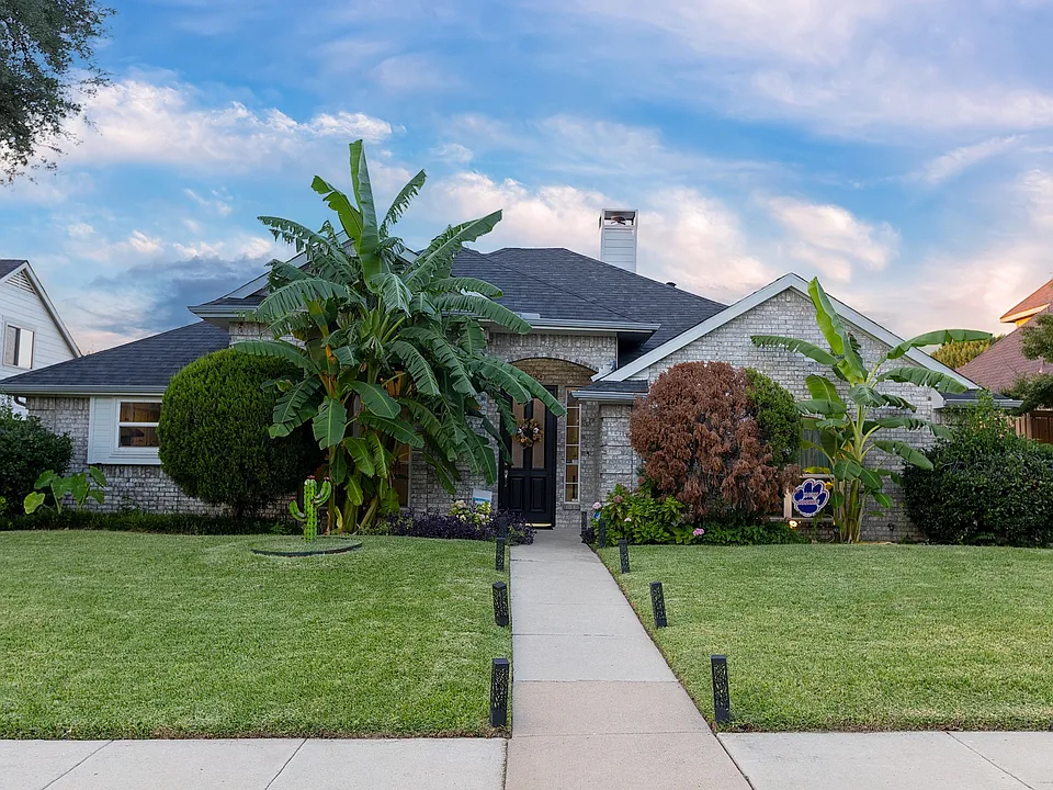 4669 Portrait Ln