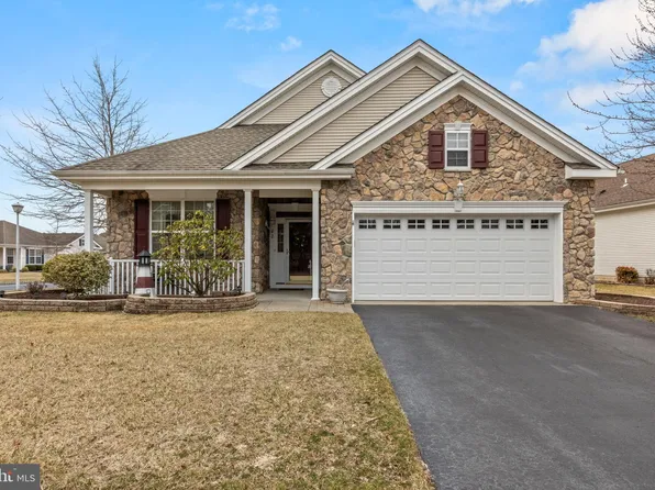 122 Lakeland Dr, Barnegat, NJ 08005