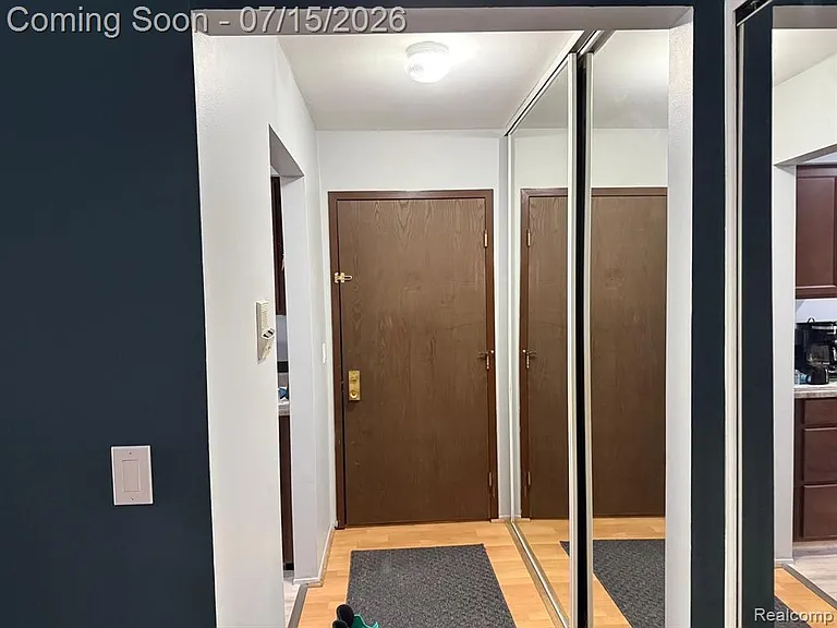 30052 W Twelve Mile Rd #71 — Photo 3