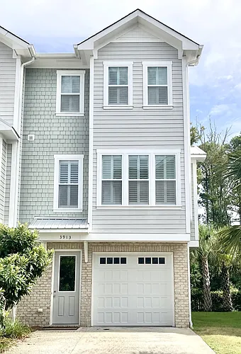 3913 Malabar Run Photo 1