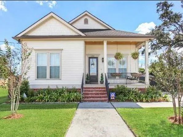 2301 Mehle St, Arabi, LA 70032