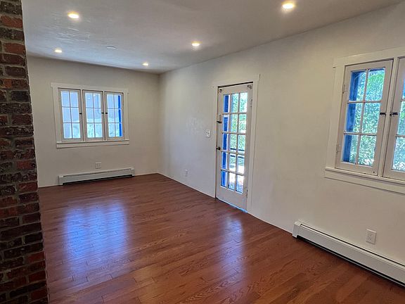 5th image of 943 Don Cubero Ave