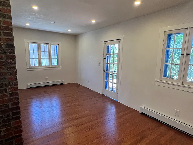 943 Don Cubero Ave — Photo 5