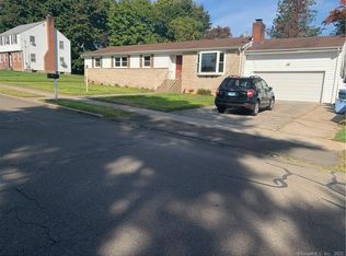 21 Leonard Rd, Hamden, CT 06514