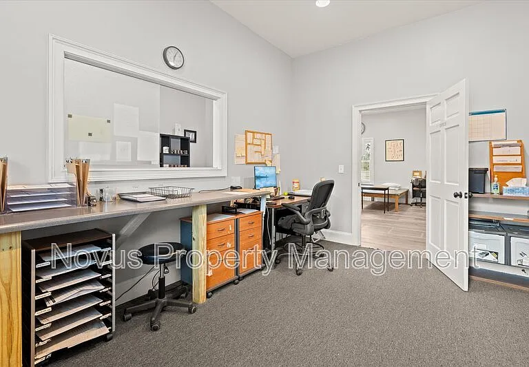 214 Maple St — Photo 17