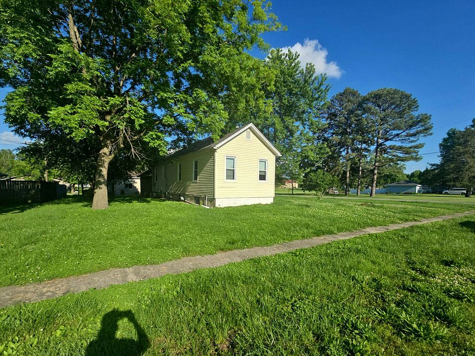 475 Holt St, Vergennes, IL 62994 Zillow