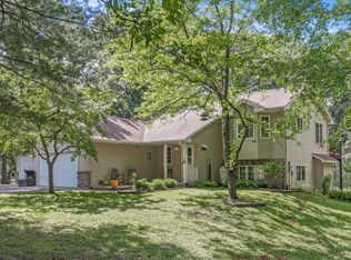 29392 Hillcrest Dr, Stacy, MN 55079