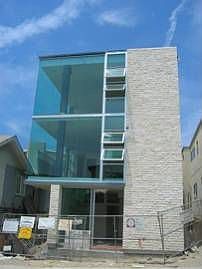 1st image of 401 21st St