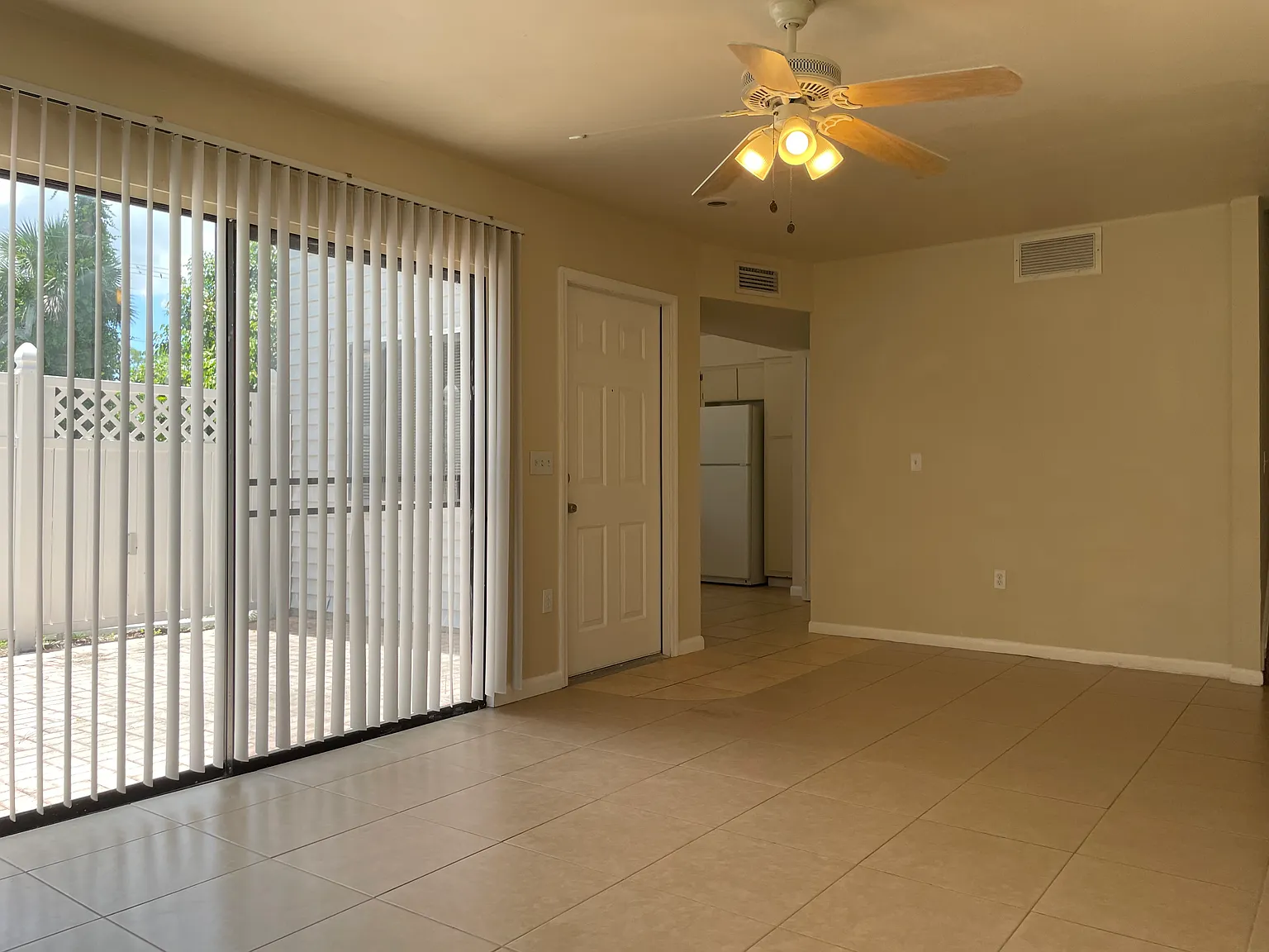 7681 Tamara Lee Court — Photo 3