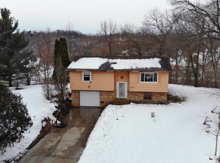 2433 Franklin St, Onalaska, WI 54650