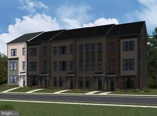 13922 Aviation Pl, Herndon, VA 20171