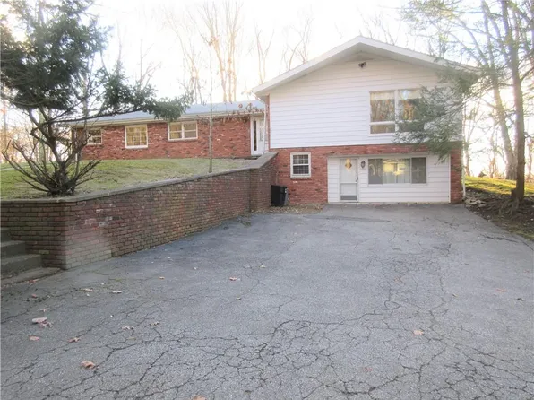 27 Adams Court, Carmel, NY 10512