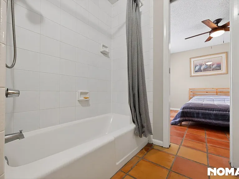 5314 Oak Bay Dr E — Photo 23