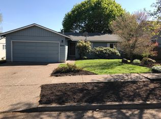 2044 Elmwood Dr S, Salem, OR