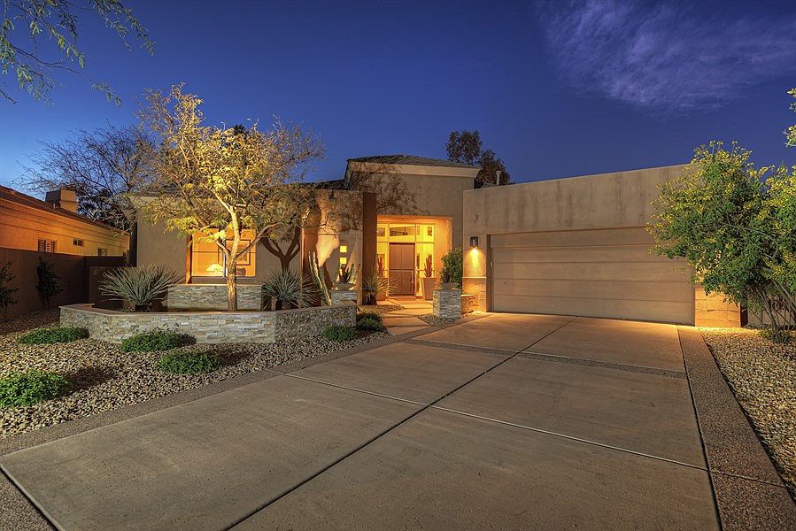 1st image of 10050 N 79th Pl