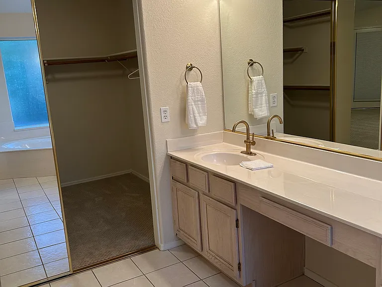 W Rose Pilar Ct — Photo 17