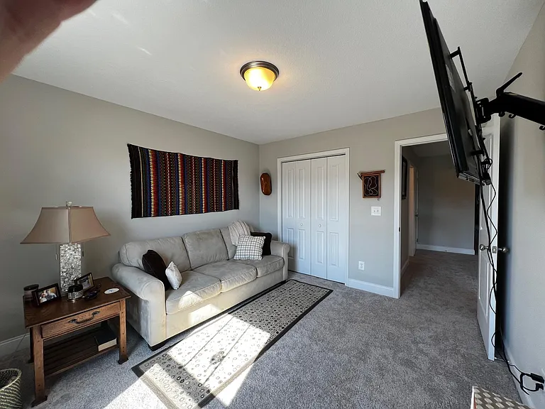 344 Broadberry Ave — Photo 27