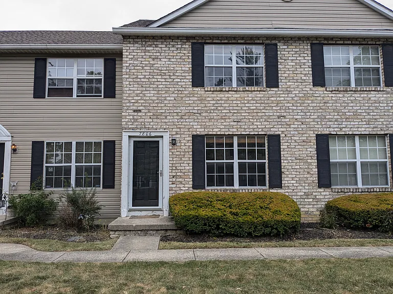 7806 Meadowhaven Blvd — Photo 1