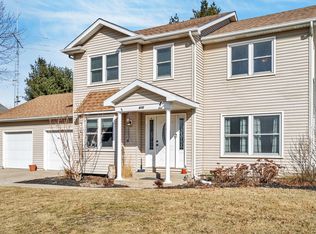 406 Prairie Ln, Wilmington, IL
