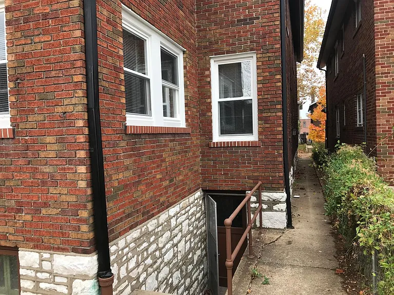 3852 Fillmore St — Photo 4