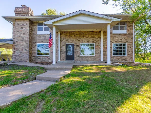 55623 Circle Dr, California, MO 65018