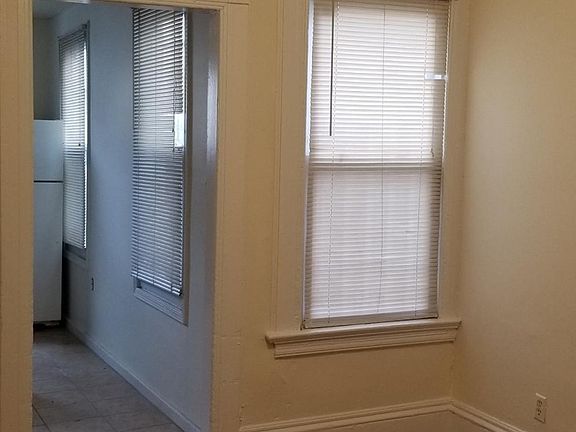 4th image of 11 Freeman St APT 1