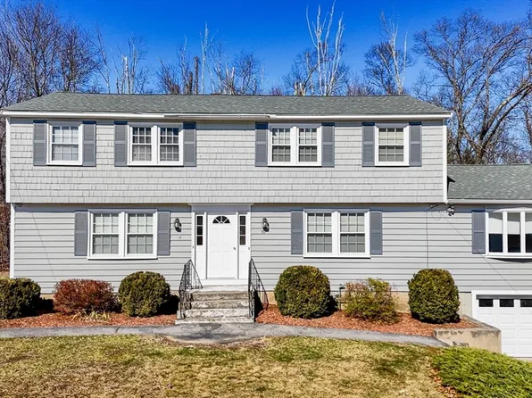 14-16 Pondover Rd, Billerica, MA 01821