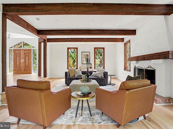 3rd image of 1137 Springmont Cir