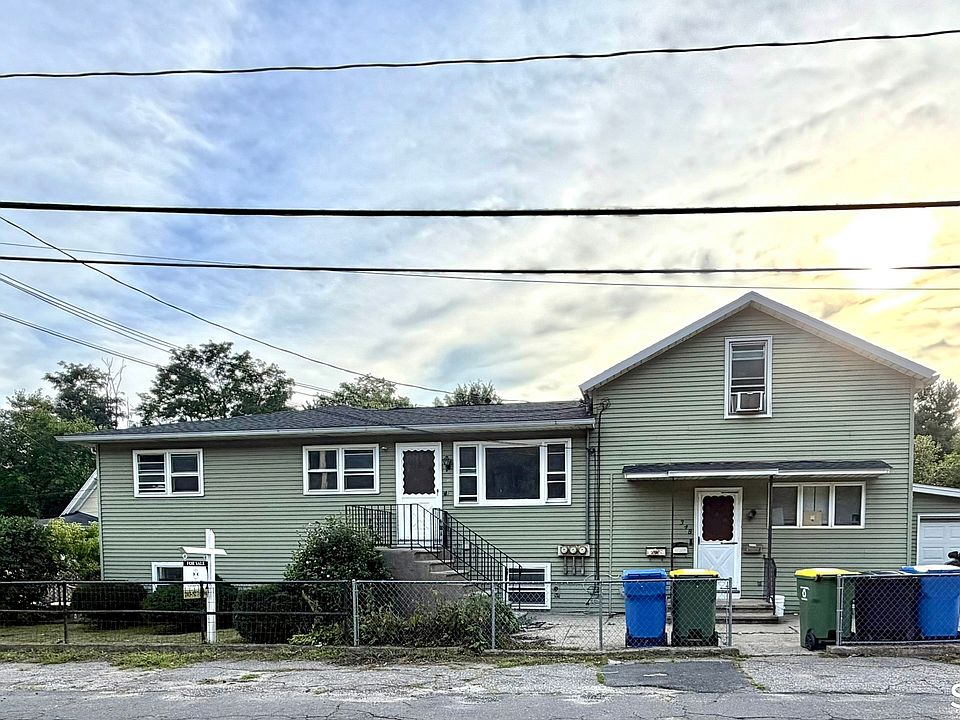 1st image of 348 Oak Street