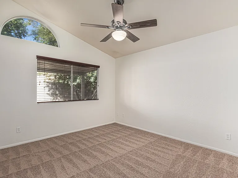3022 E Michigan Ave — Photo 23