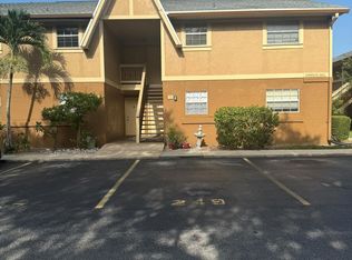 149 Cambridge Ln, Melbourne, FL 32935