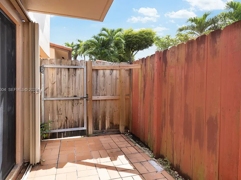 3804 SW 79th Ave #76 — Photo 9
