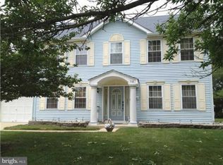 12 Mayapple Rd, Sicklerville, NJ 08081