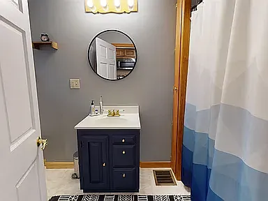 34 Academy St #A — Photo 8