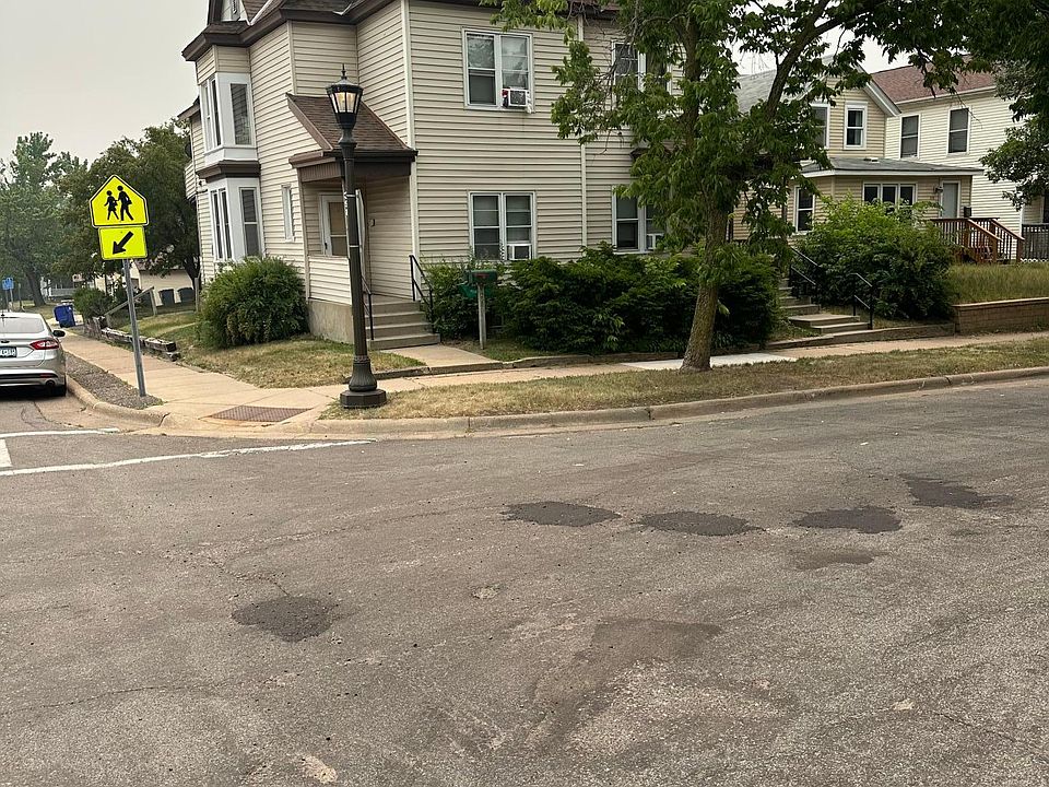 1st image of 396/398 Lawson Ave E