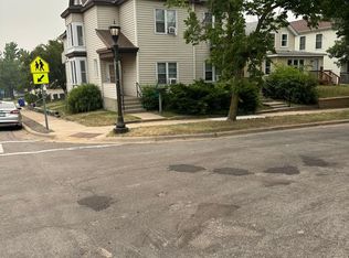 396/398 Lawson Ave E, Saint Paul, MN 55130