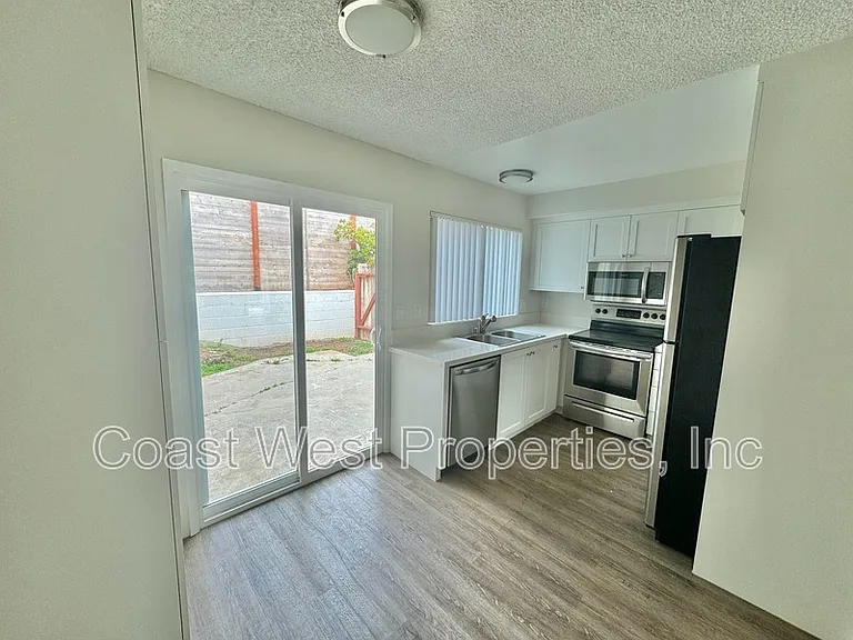 120 Phoebe St #9 — Photo 9