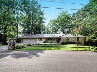 1328 Morningside Dr, Charleston, WV 25314