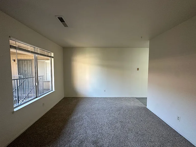 114 S Parsons Ave #G — Photo 14