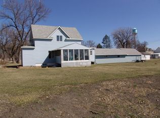 107 Harry St, Castlewood, SD 57223