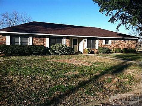 2nd image of 1809 Lakeshore Dr